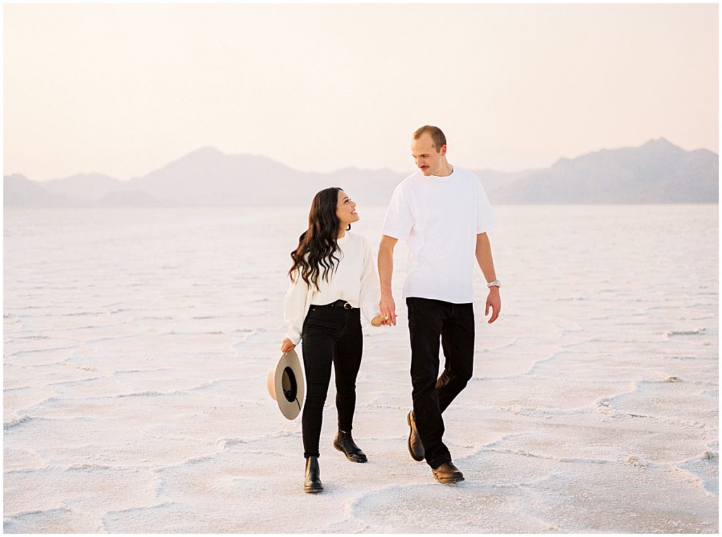 Couples session at Bonneville Utah Salt Flats | By Nikki Golden Photography, Destination Wedding Photographer
